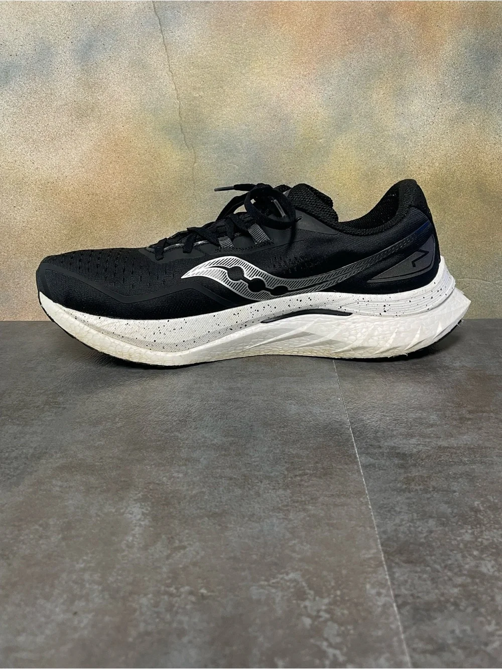 Saucony Endorphin Speed 4 Men’s Black/White Running Shoes Size 11.5